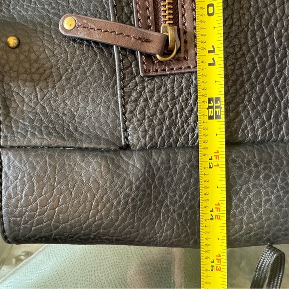 Tignanello Pebbled Italian Leather Purse - Picture 9 of 9